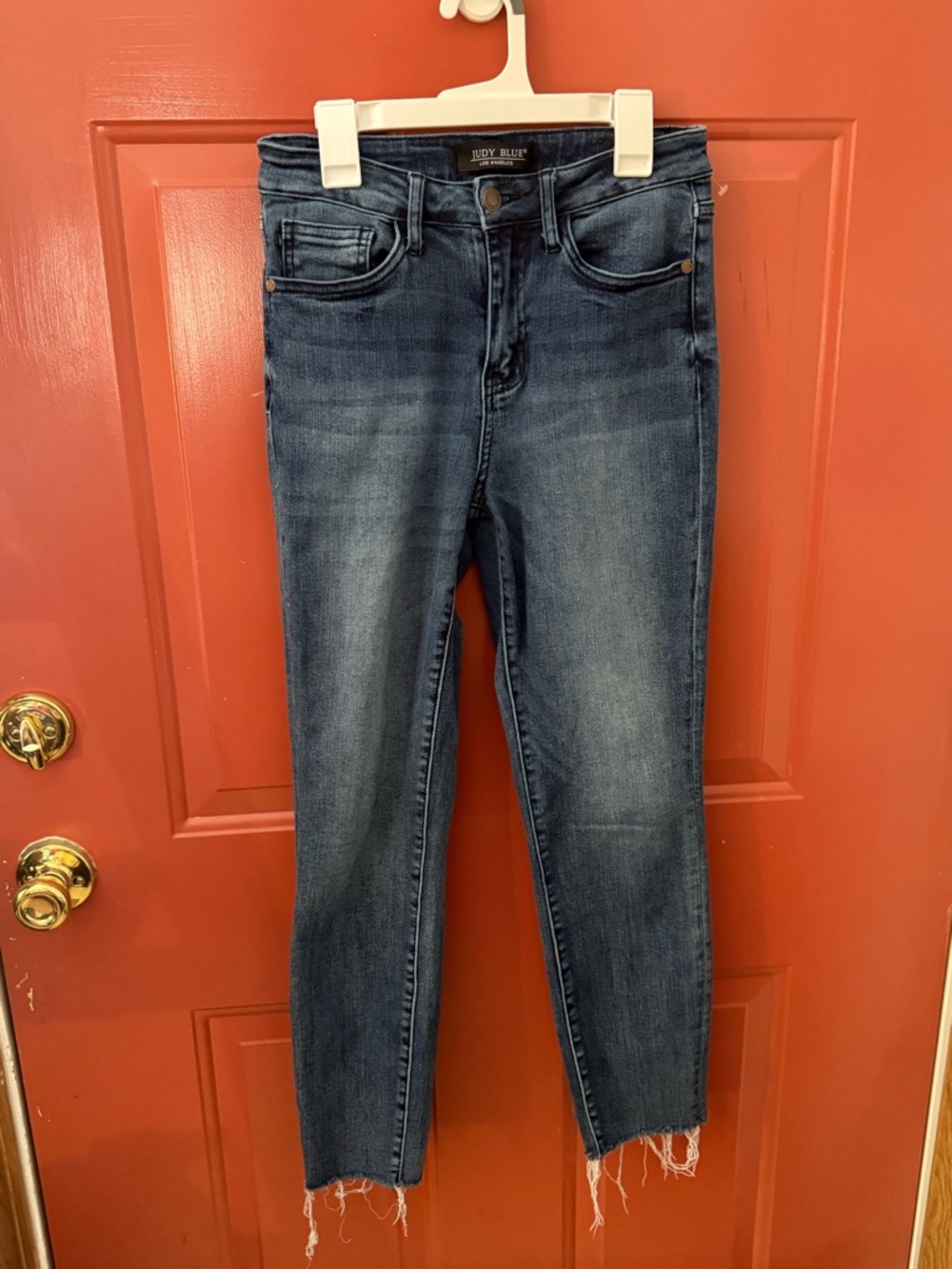 Judy Blue Mid-Dark Wash High Rise Skinny Jeans with Frayed Hem